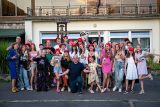 Dr. Johannes Michael Wareka, CEO von Marzek Etiketten+Packaging und 4. Generation der Gründerfamilie, besuchte zusammen mit seiner Frau Rossana und seinen Kindern Marie und Stefanie das Feriencamp