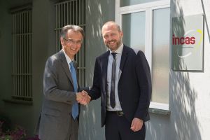 v.l.: Ermanno Rondi, CEO Incas und Benno Reichmuth, CEO South West Europe bei SSI Schäfer