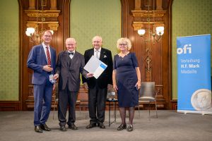 v.l. DI Udo Pappler (GF OFI), Prof. Dr. Gert Heinrich (eh. Leiter des Leibniz-Institut für Polymerforschung Dresden), KR Ing. Hubert Culik (Präsident OFI), O.Univ.Prof. Dipl.-Ing. Dr. Sabine Seidler (eh. Rektorin TU Wien)