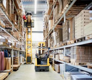 Kunden können zukünftig aus rund 120.000 Artikel der Bereiche Büro-, Betriebs-, Lagerausstattung und Verpackung wählen