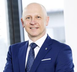 Andreas Staudinger treibt nun als Global Director Packaging bei Kiefel die Zukunftsthemen des Verpackungsbereiches weiter voran