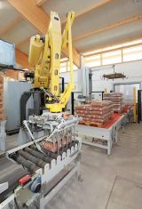 Die CASEA GmbH beauftragte die BEUMER Group mit der Lieferung eines Palettierroboters der Baureihe BEUMER robotpac