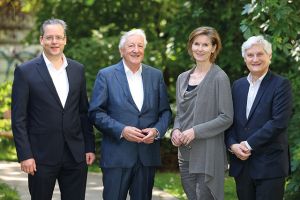 v.l.: Marko Bill Schuster (PROPAK Obmann-Stellvertreter), Georg Dieter Fischer (Obmann PROPAK), Elisabeth Goerner (PROPAK Obmann-Stellvertreterin), Martin Widermann (Geschäftsführer PROPAK)