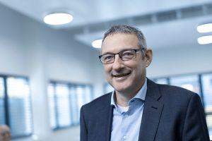 „Digitalisierung funktioniert nur dann, wenn wir sie übergreifend verstehen.“ Dr. Harald Goebel, COO viastore SOFTWARE GmbH