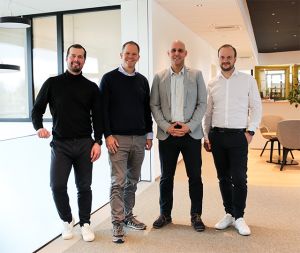 v.l.: David Niedermaier, Wilko Stark (Carlyle Group), Dirk Erlacher, Josef Baumann-Rott