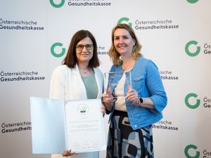 Simone Ilgner, HR-Managerin DACHSER Austria (li) und Christina Eckert (Consultant HR Health Care)