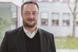 Mit Fredrik Holmberg verfügt B&R über einen ausgewiesenen Experten im Bereich Medical Device Assembly