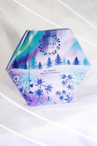 Metsä Board, LUMENE und Van Genechten wurden mit einem ScanStar für ihren gemeinsamen Kosmetik-Adventskalender ausgezeichnet