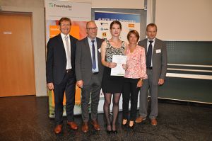 ZLV Förderpreises (v. l.): Lothar Zapf – GF ZLV; Prof. Dr. Markus Prem, Hochschule Kempten;  Nicole Rapelius, Preisträgerin 2018; Prof. Dr. Regina Schreiber,  Hochschule Kempten; Peter Stober – EK-Pack, Vorstandsvorsitzender ZLV